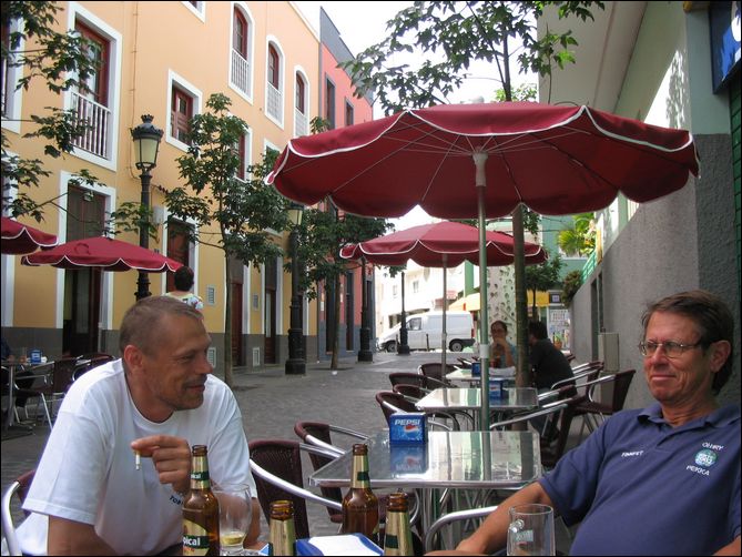 YL2KL & EA8AH/OH1RY & beer