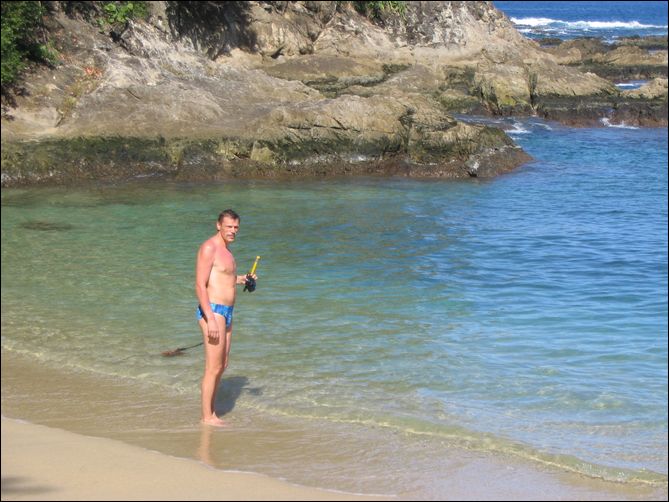 Girts (YL2KL) before conflict with sea-urchin