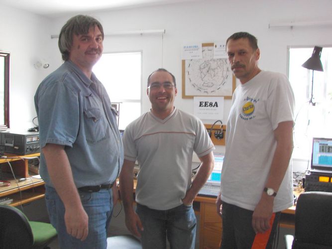 YL3DW (Oleg), EA8AUW (Edu), YL2KL (Girts)