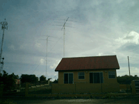 PJ4U QTH photo by DF7ZS