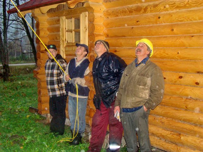 Verotaji jeb eksperti